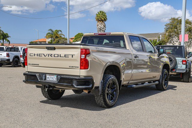 Used 2023 Chevrolet Silverado 1500 Custom Trail Boss w/ LPO, Dark Essentials Package AWD/4WD image 4