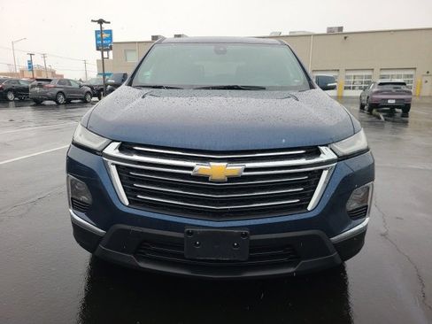 Used 2023 Chevrolet Traverse LT image 8