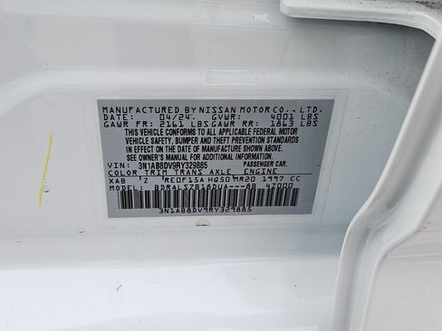 Used 2024 Nissan Sentra SR w/ SR Premium Package image 25