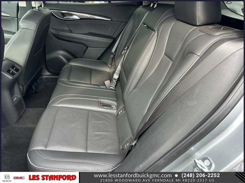 Used 2023 Buick Envision Essence image 13