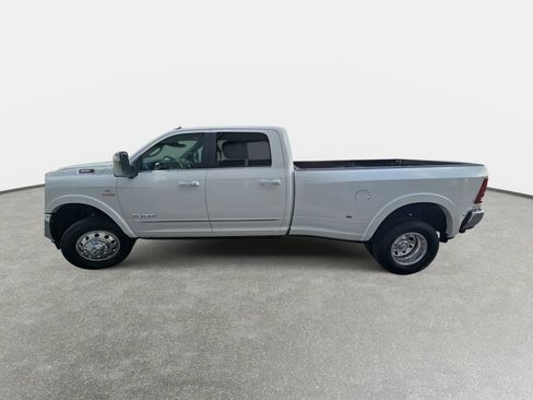 New 2026 RAM 3500 Limited AWD/4WD image 8