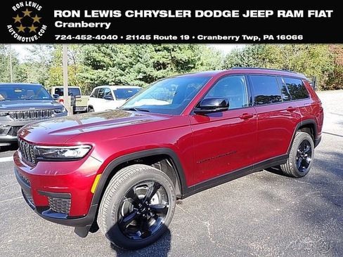 New 2025 Jeep Grand Cherokee L Altitude image 1