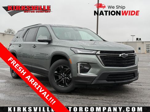 Used 2023 Chevrolet Traverse LT w/ Midnight/Sport Edition image 1
