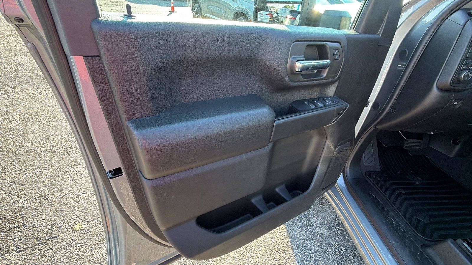 New 2026 Chevrolet Silverado 2500 Custom w/ Custom Value Package AWD/4WD image 14
