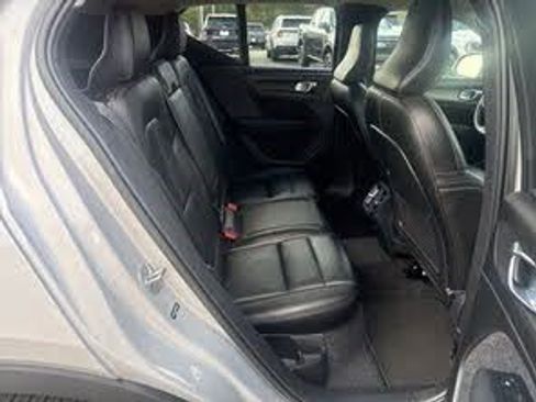 Used 2023 Volvo XC40 B5 Plus w/ Driver Assist Package image 18
