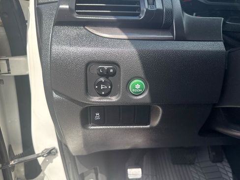 Used 2018 Honda Pilot EX-L image 27