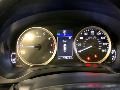 Used 2016 Lexus IS 300 AWD image 25