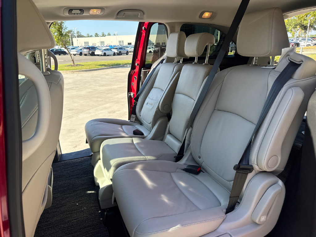 Used 2026 Honda Odyssey EX-L image 32