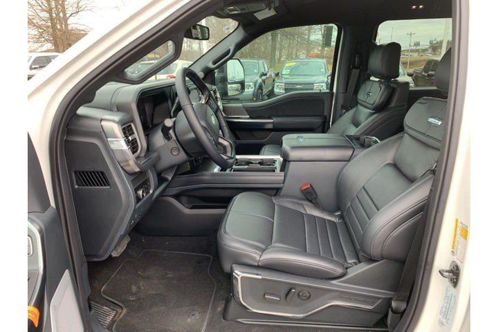 New 2025 Ford F250 Platinum AWD/4WD image 10