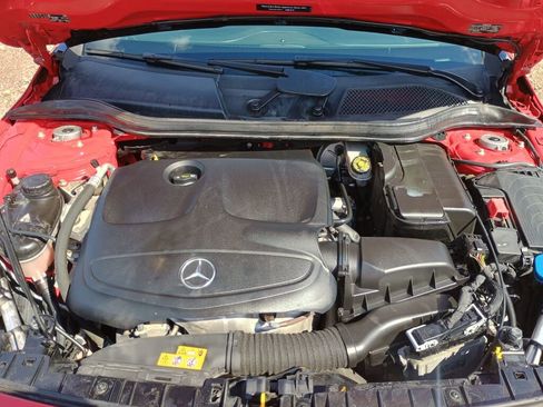 Used 2018 Mercedes-Benz GLA 250 4MATIC image 24