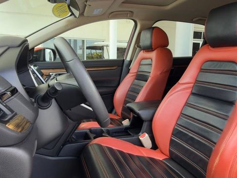 Used 2018 Honda CR-V EX image 4