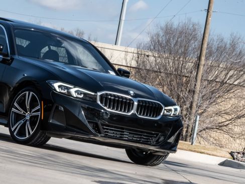 Certified 2024 BMW 330i Sedan w/ Convenience Package image 5