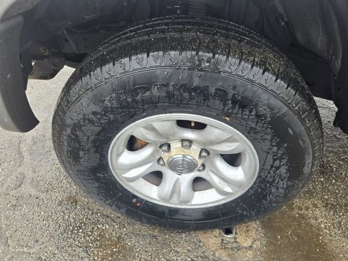 Used 2002 Toyota 4Runner SR5 image 26