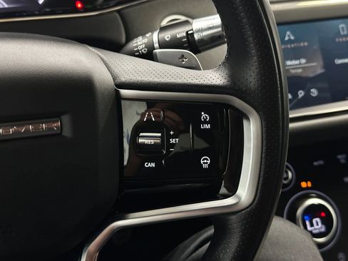 Used 2022 Land Rover Range Rover Evoque R-Dynamic S image 37