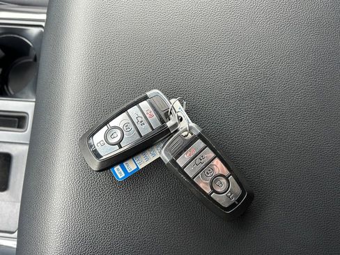 Used 2023 Ford F150 Lariat w/ Equipment Group 502A High image 28