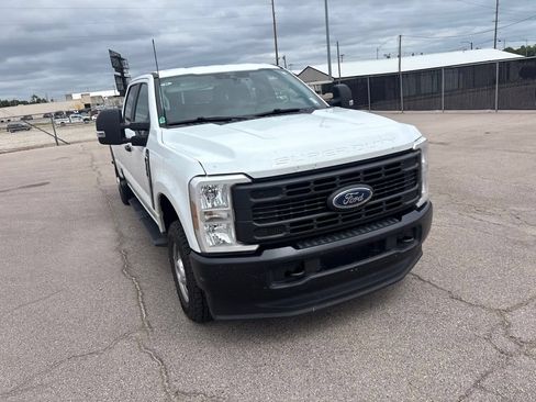 Used 2025 Ford F350 XL AWD/4WD image 3
