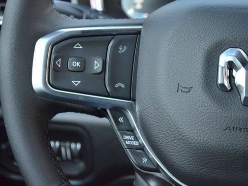 New 2026 RAM 1500 4x4 Crew Cab image 17