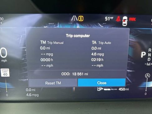 Certified 2025 Volvo XC60 B5 Plus AWD/4WD image 21