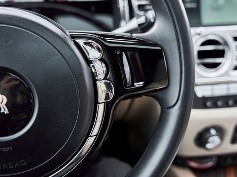 Used 2014 Rolls-Royce Wraith image 55