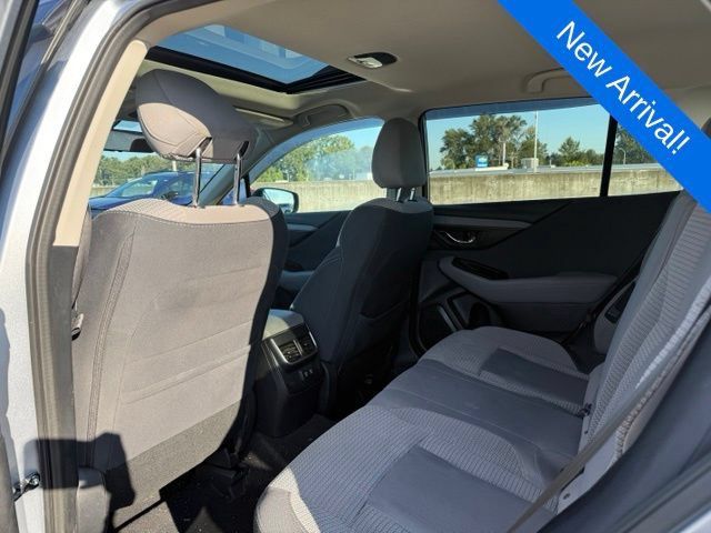 Used 2022 Subaru Outback Premium AWD/4WD image 10