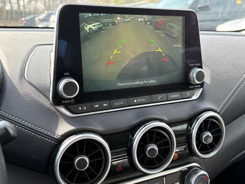 Certified 2024 Nissan Sentra SV image 9