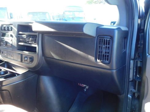 Used 2017 Chevrolet Express 3500 LT w/ LT Preferred Equipment Group image 24