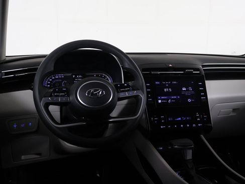 Used 2024 Hyundai Tucson SEL image 25