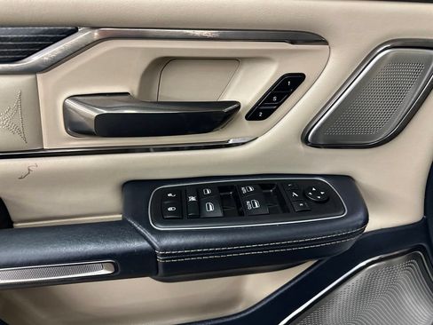 Used 2019 RAM 1500 Limited AWD/4WD image 39