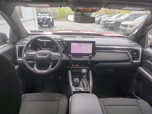 New 2026 GMC Canyon Elevation w/ Technology Package AWD/4WD image 9