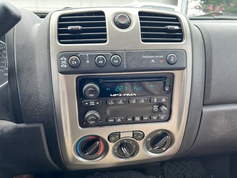 Used 2012 Chevrolet Colorado LT AWD/4WD image 16