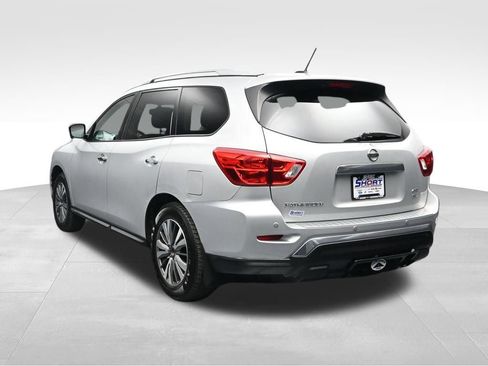 Used 2017 Nissan Pathfinder SL w/ SL Premium Package AWD/4WD image 3