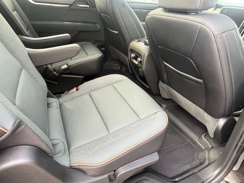 Used 2026 GMC Acadia AT4 w/ Super Cruise Package image 48