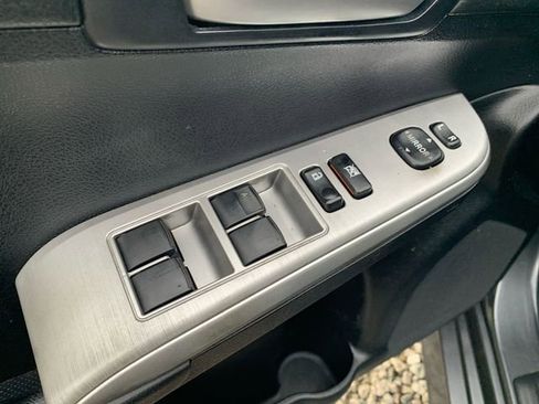 Used 2012 Toyota Camry SE image 18