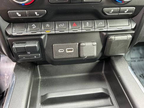 Used 2020 Chevrolet Silverado 1500 LT Trail Boss image 22