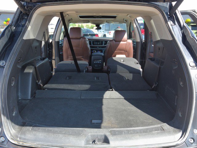 Used 2018 Buick Enclave Avenir w/ Avenir Technology Package AWD/4WD image 33