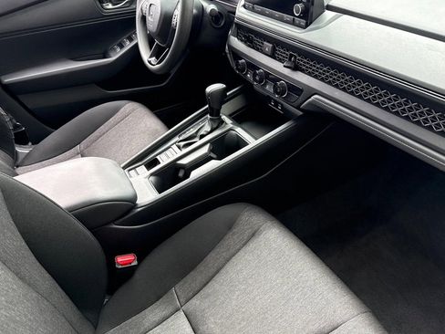 Certified 2023 Honda Accord LX image 31