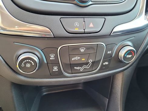 Used 2023 Chevrolet Equinox LT w/ LPO, Floor Liner Package image 20