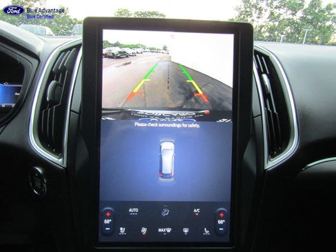 Certified 2024 Ford Edge Titanium AWD/4WD image 19
