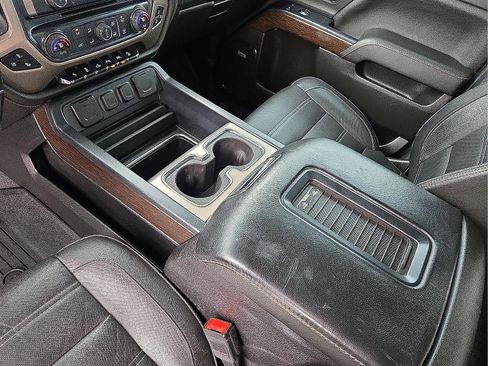 Used 2018 GMC Sierra 1500 Denali image 21