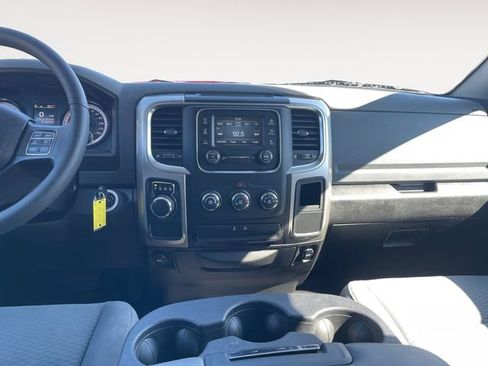 Used 2019 RAM 1500 Classic SLT RWD image 11