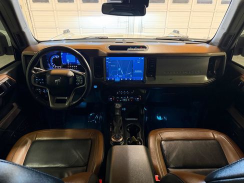 Used 2021 Ford Bronco Outer Banks AWD/4WD image 25