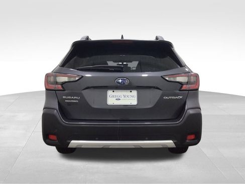 Used 2023 Subaru Outback Limited image 20