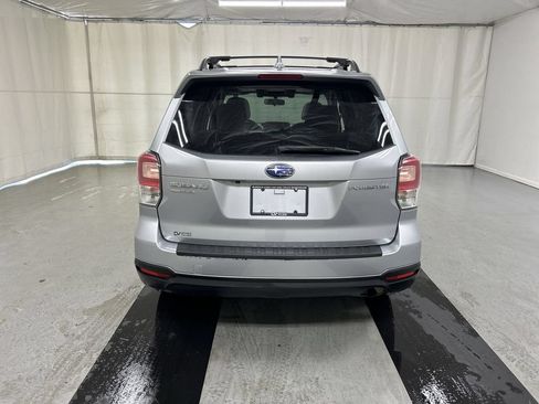 Used 2018 Subaru Forester 2.5i Premium AWD/4WD image 21