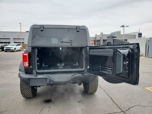 Used 2023 Ford Bronco Black Diamond w/ Sasquatch Package image 25