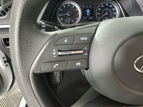 Used 2022 Hyundai Sonata SE FWD image 16