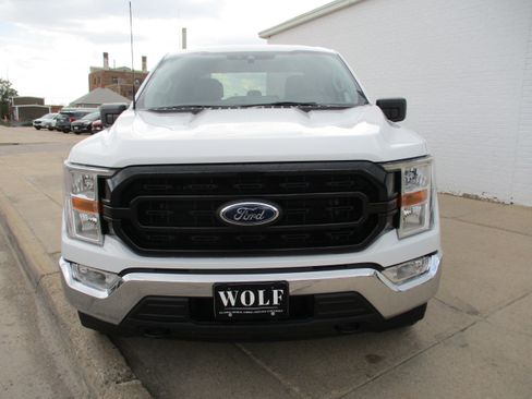 Used 2022 Ford F150 XLT image 3