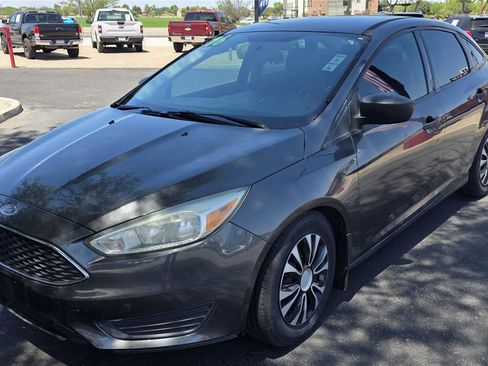 Used 2016 Ford Focus S w/ Exterior Protection Package FWD image 1