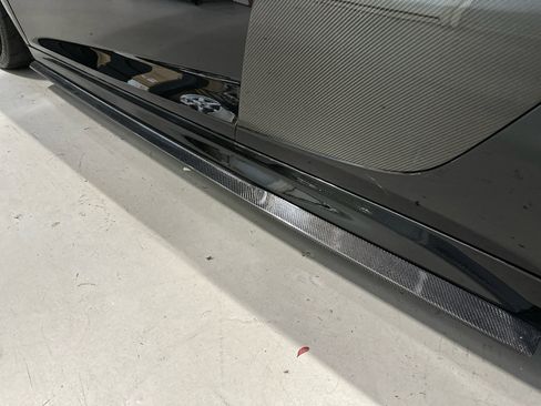 Used 2017 Audi R8 V10 w/ Carbon Exterior Package image 13