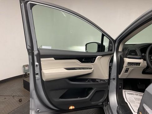 New 2026 Honda Odyssey Elite image 9