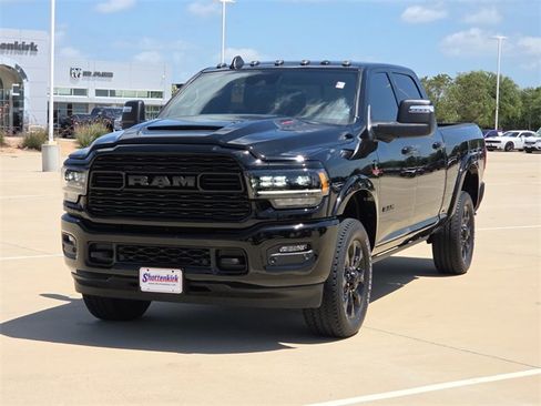 Used 2024 RAM 2500 Limited image 3